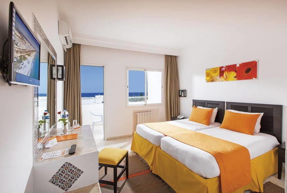 Tropicana Club Hotel Монастир Екстериор снимка